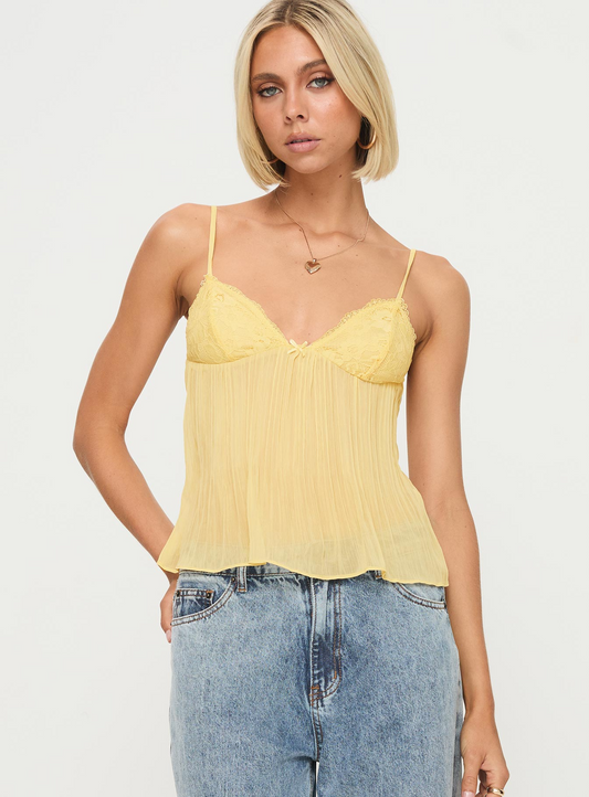 EFFINI Laced Pleat Top